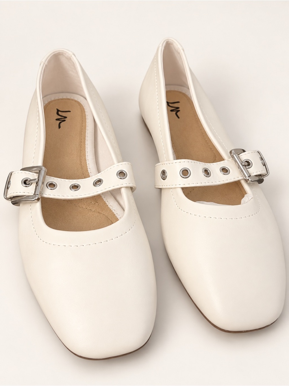 LM White Mary Jane Ballet Flats with Buckle Strap, Size 8